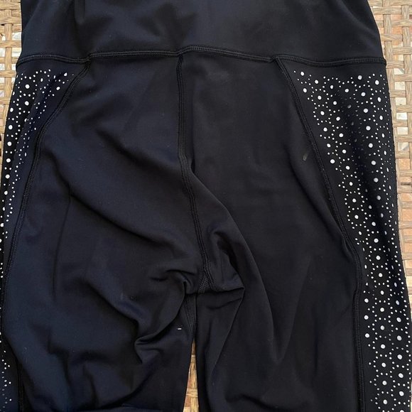 Lululemon Black Colour Me Quick 7/8 Tight 25" - Picture 5 of 13